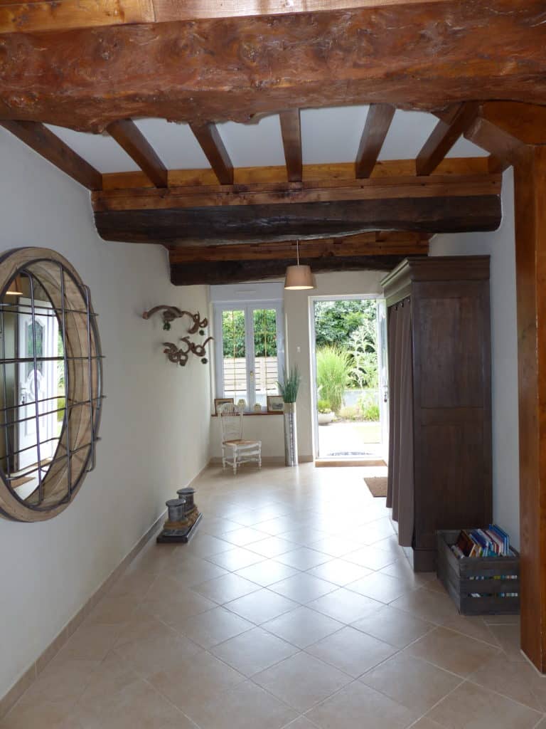 Vaste entrée